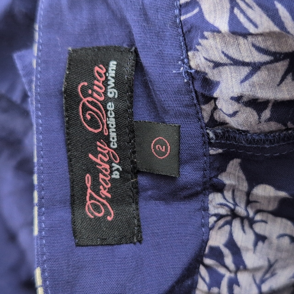 Trashy Diva Crop Top & High Waisted Short Set. - Picture 4 of 4